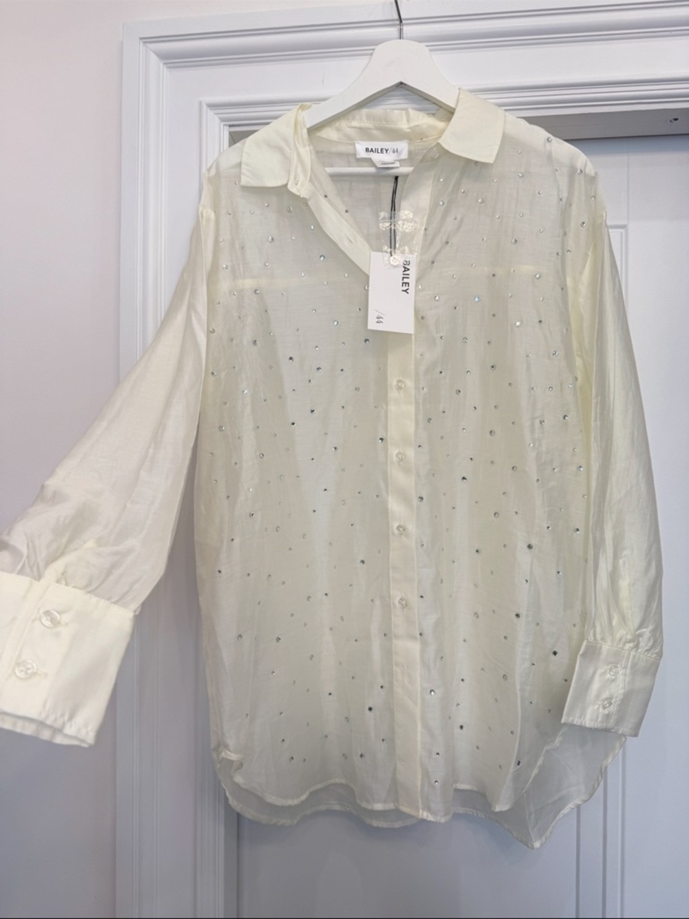 NWT BAILEY 44 SHEER IVORY SHIRT WITH CRYSTALS BUTTON DOWN MEDIUM
